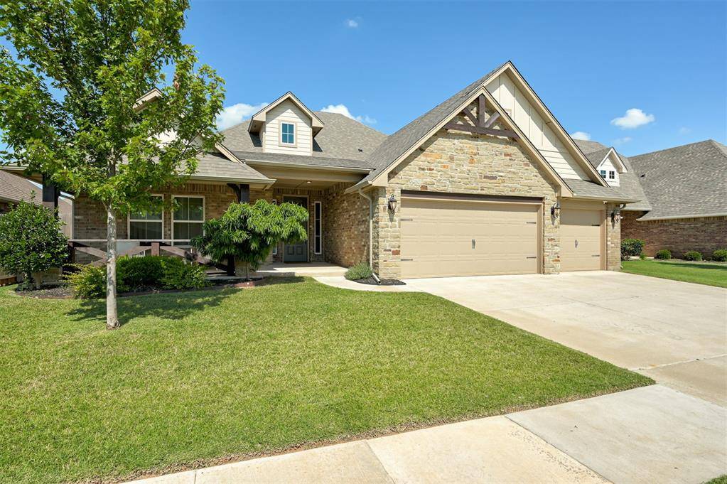 409 Tralee LN, Yukon, OK 73099