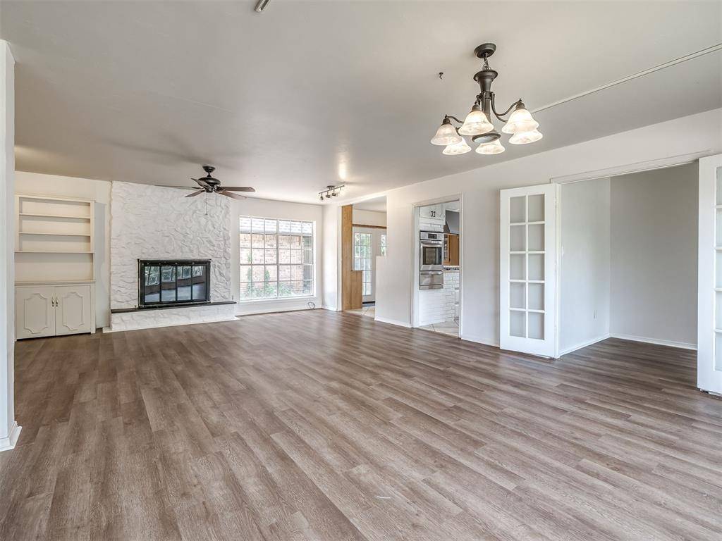 406 Hardy DR, Edmond, OK 73013