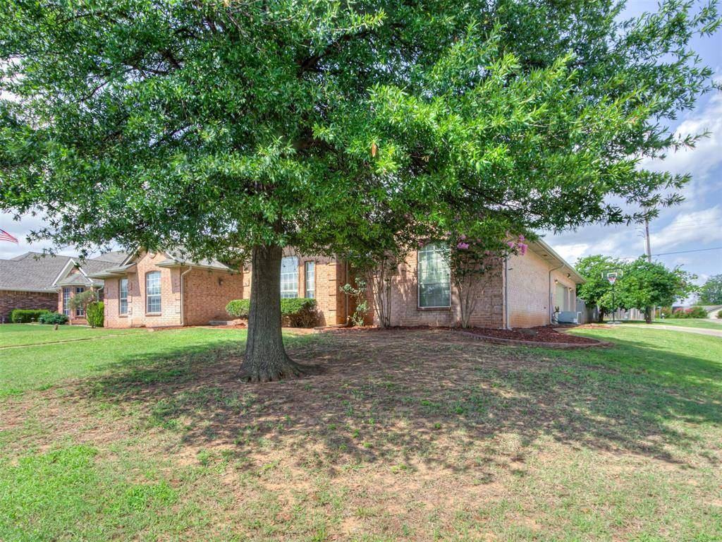 4201 Ranch DR, Edmond, OK 73013