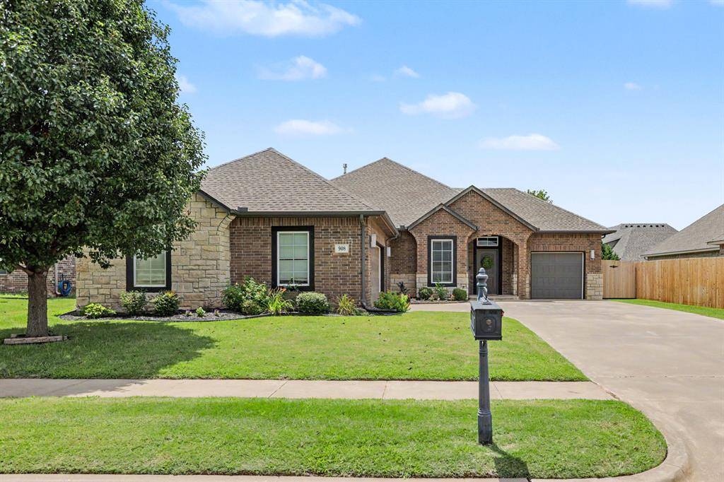 908 NW 186th ST, Edmond, OK 73012