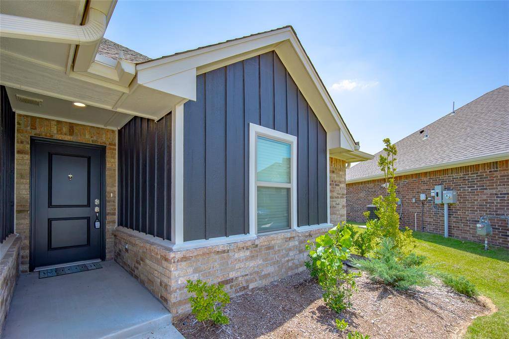 4013 Lleyton DR, Norman, OK 73072