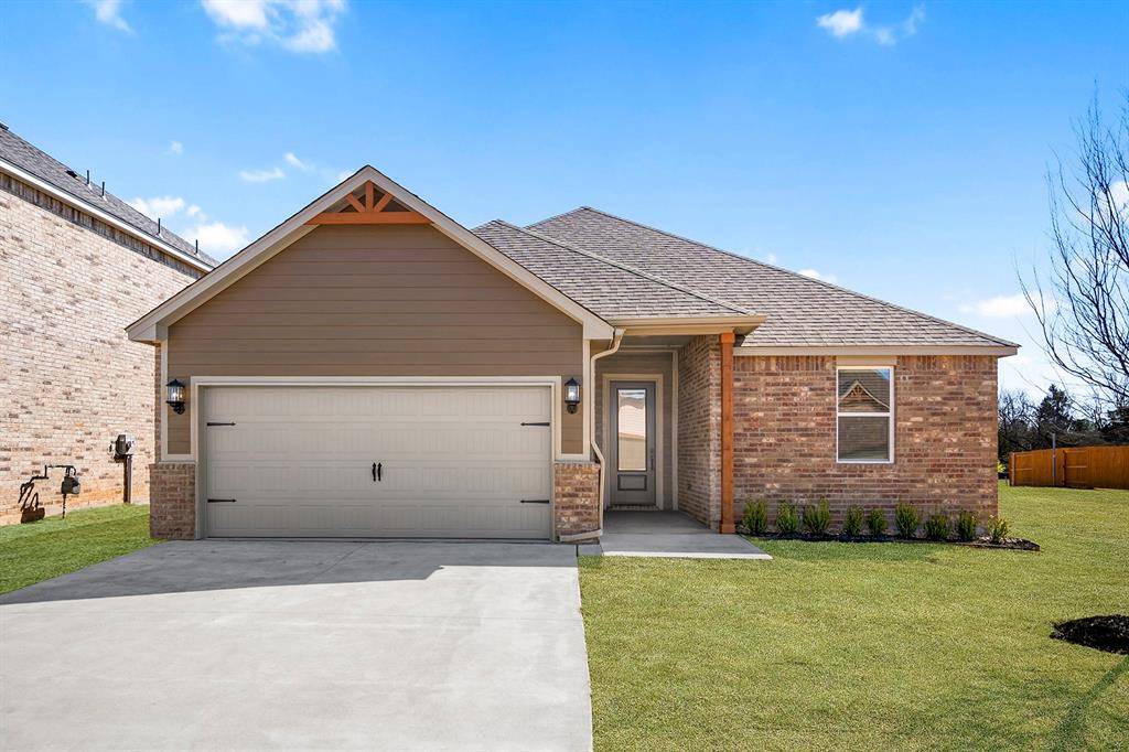 3105 Evyn BLVD, Yukon, OK 73099