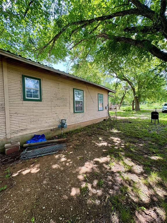 113 S McKee RD, Meeker, OK 74855