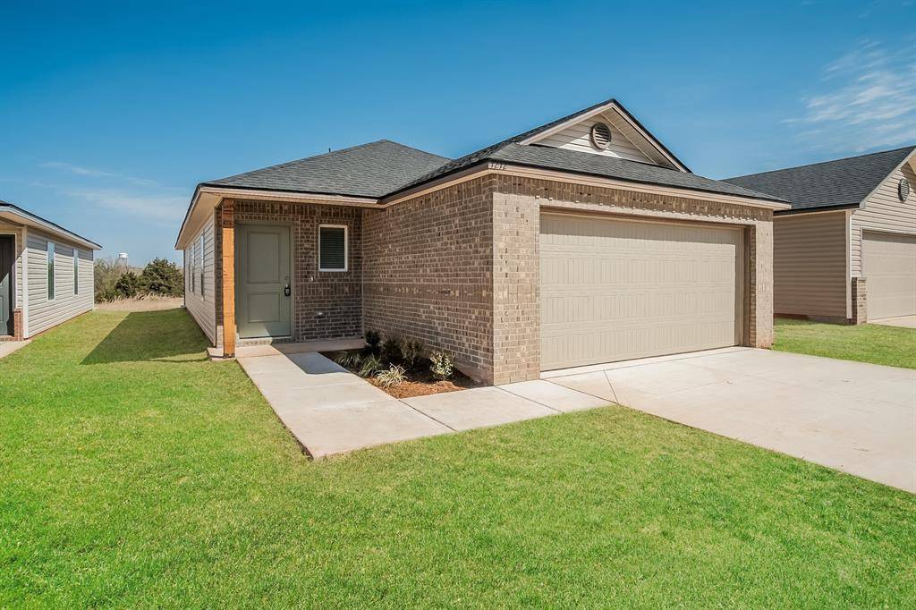 1212 Guthrie Farms BLVD, Guthrie, OK 73044