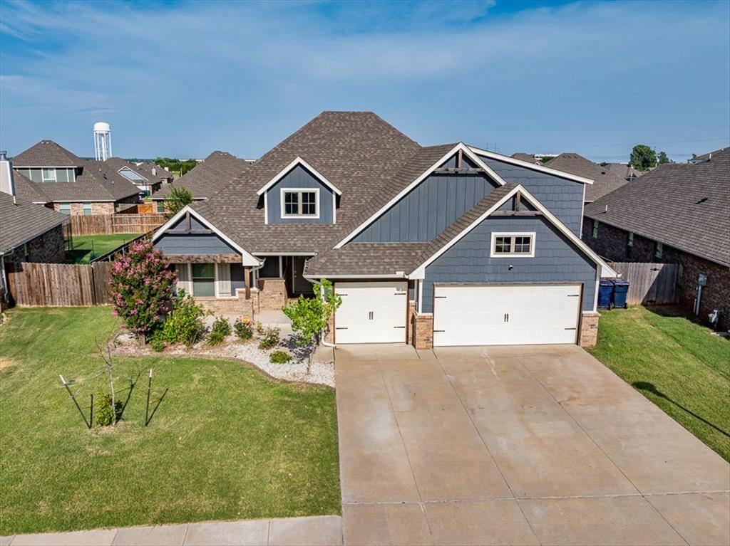 628 Red River DR, Yukon, OK 73099