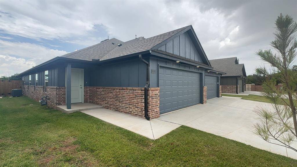 11513 University DR, Oklahoma City, OK 73114