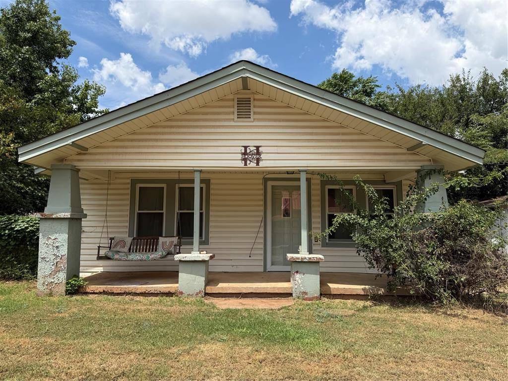 101 NW 7th St, Tuttle, OK 73089