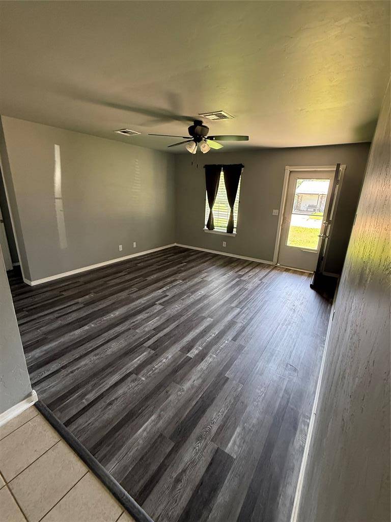 304 Liza LN, Tecumseh, OK 74873