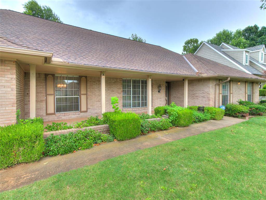 106 N Trail Ridge RD, Edmond, OK 73012