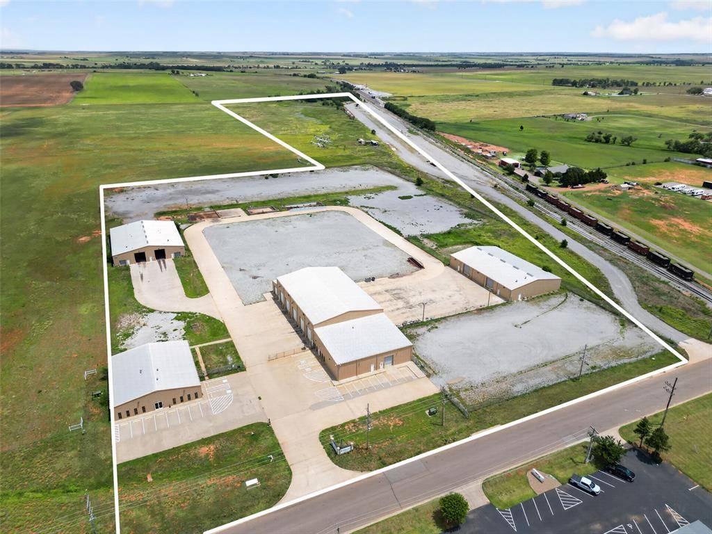 906 S Eastern AVE, Elk City, OK 76344