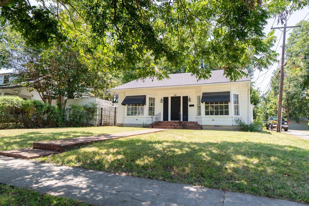 621 S Broadway AVE, Ada, OK 74820