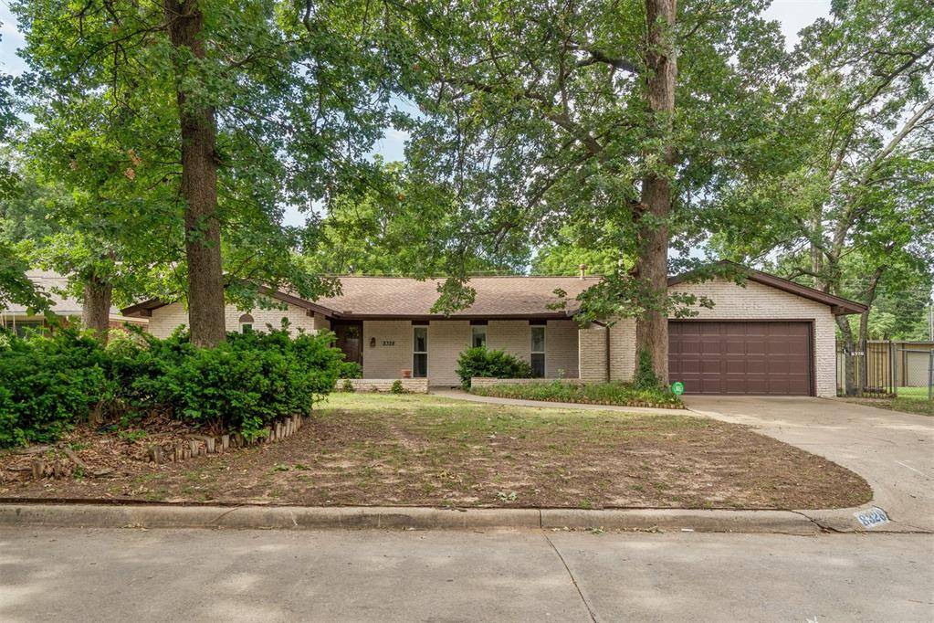 8328 NW 25th ST, Bethany, OK 73008