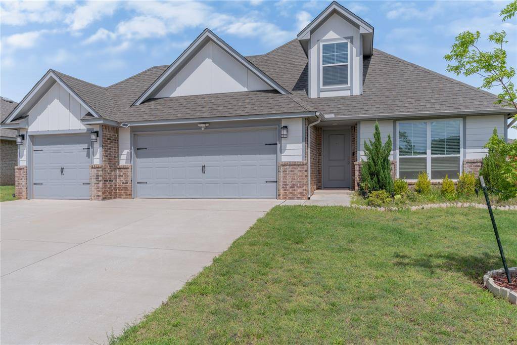 2209 Arcady AVE, Norman, OK 73026