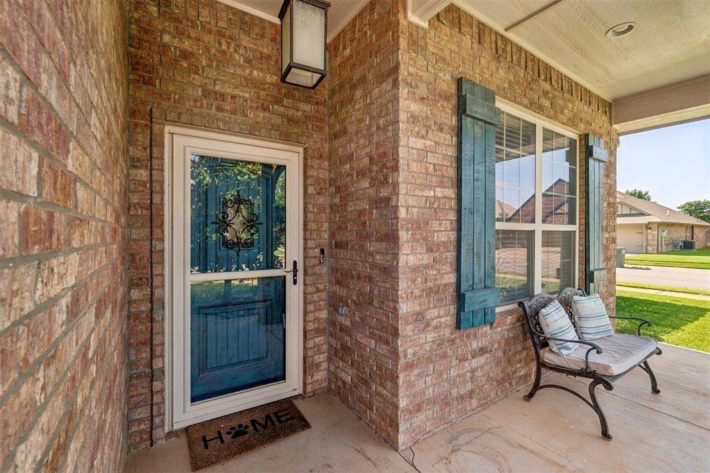4808 Wister LN, Edmond, OK 73025