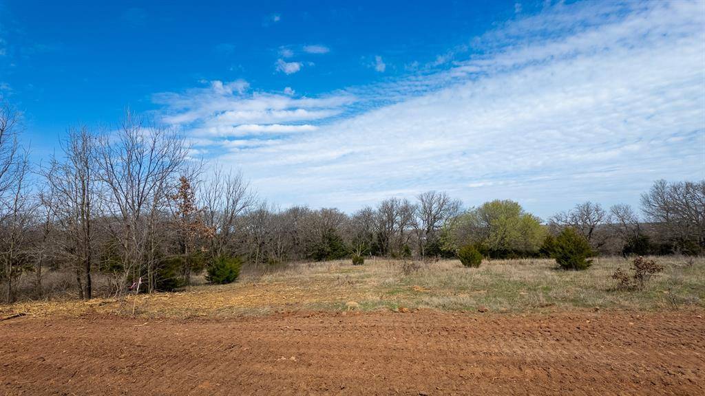 Tire Iron RD, Meeker, OK 74855