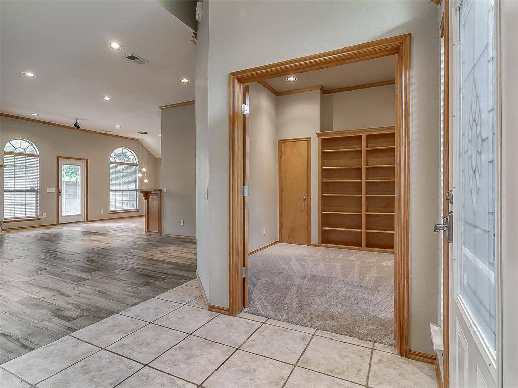 906 Renita WAY, Oklahoma City, OK 73160