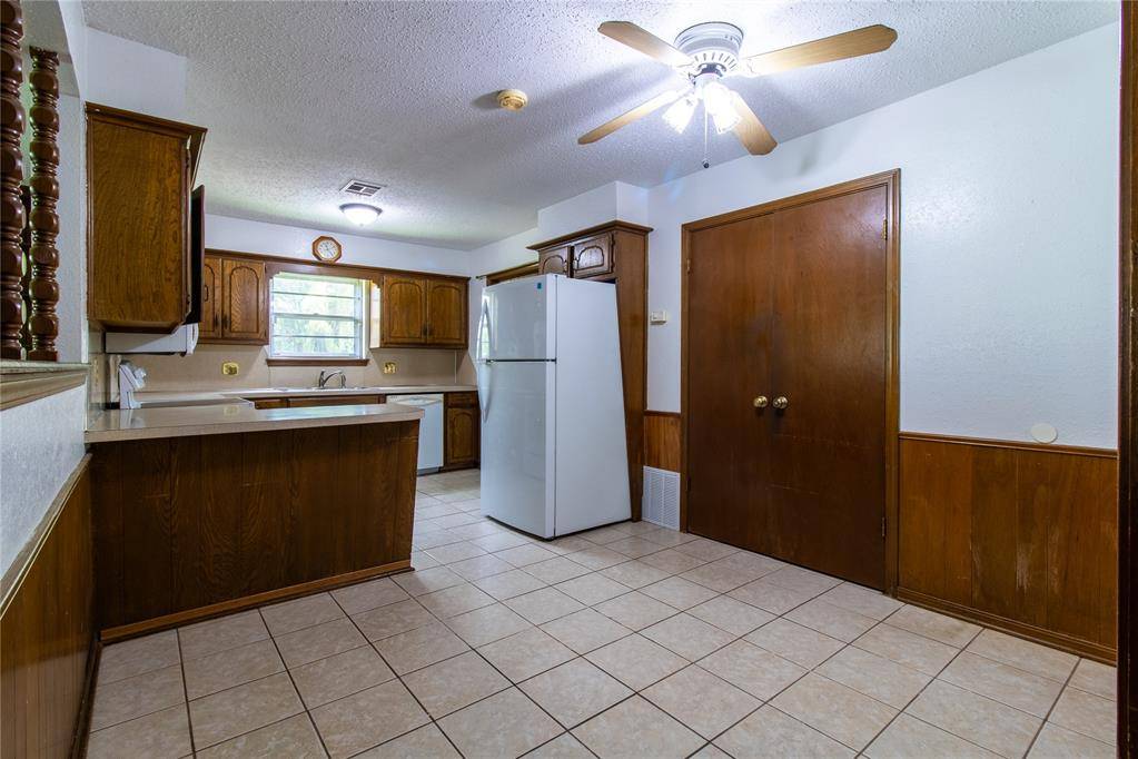 1425 N Indian Meridian RD, Choctaw, OK 73020