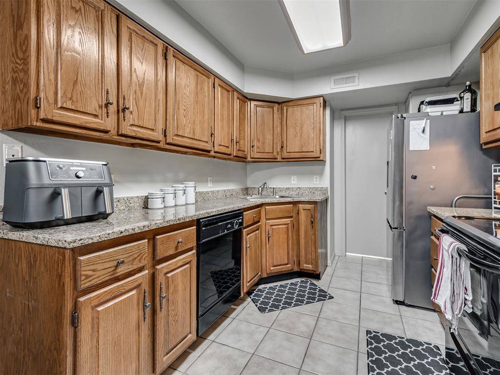 14335 N Pennsylvania ST #33B, Oklahoma City, OK 73134