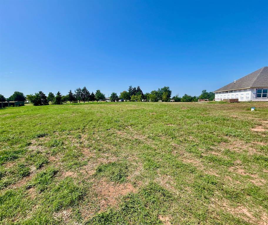 566 Jasen ST, Guthrie, OK 73044