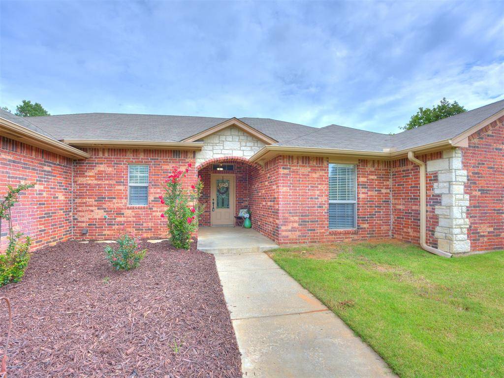 3222 E Simmons RD, Edmond, OK 73034