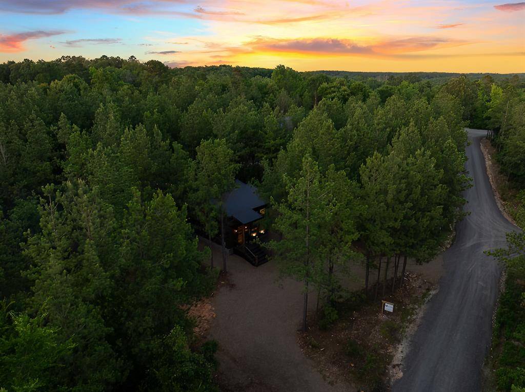 70 Shade Tree TRL, Broken Bow, OK 74728