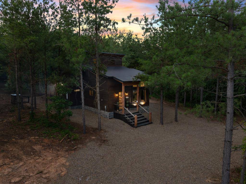 70 Shade Tree TRL, Broken Bow, OK 74728