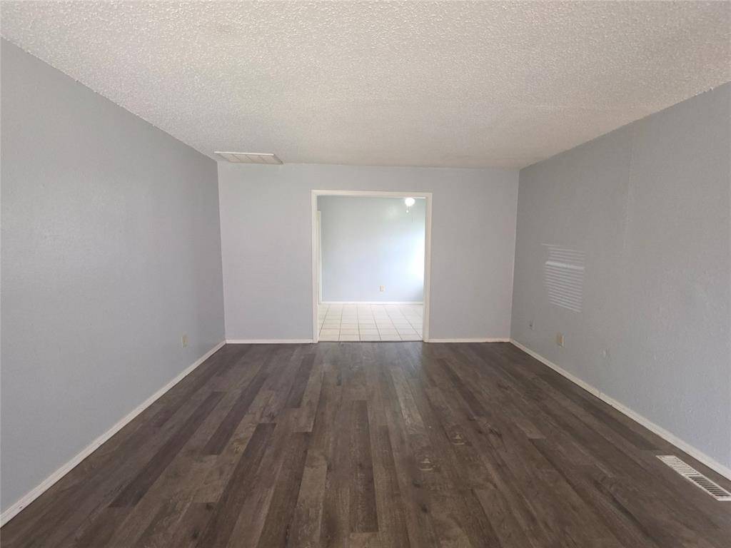 939 SW 98th ST, Oklahoma City, OK 73139