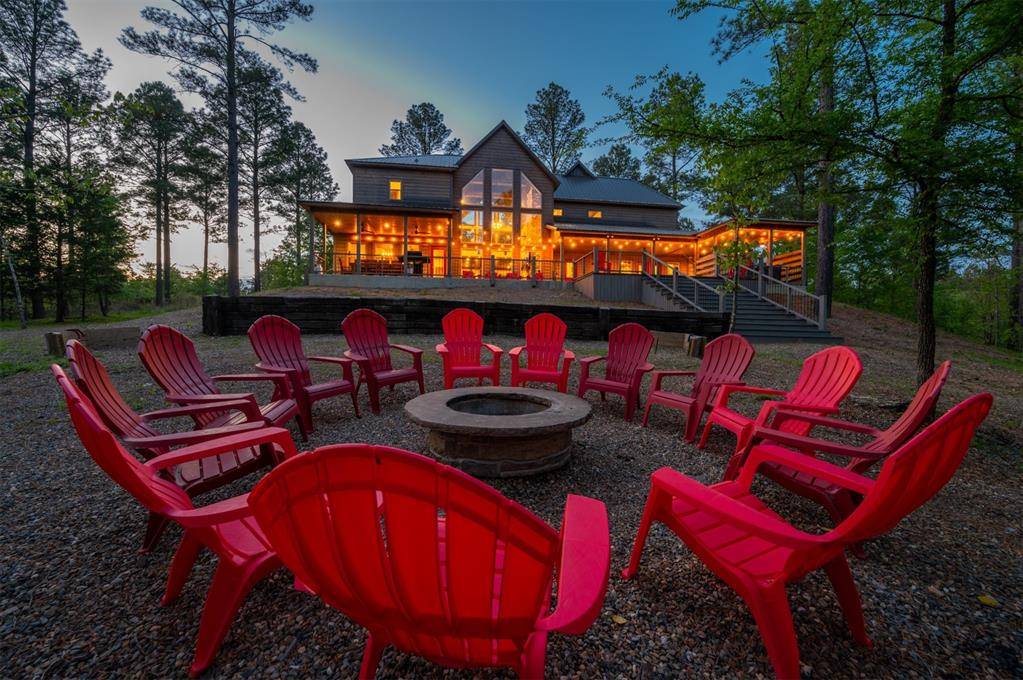 48 Persimmon Leaf TRL, Broken Bow, OK 74728