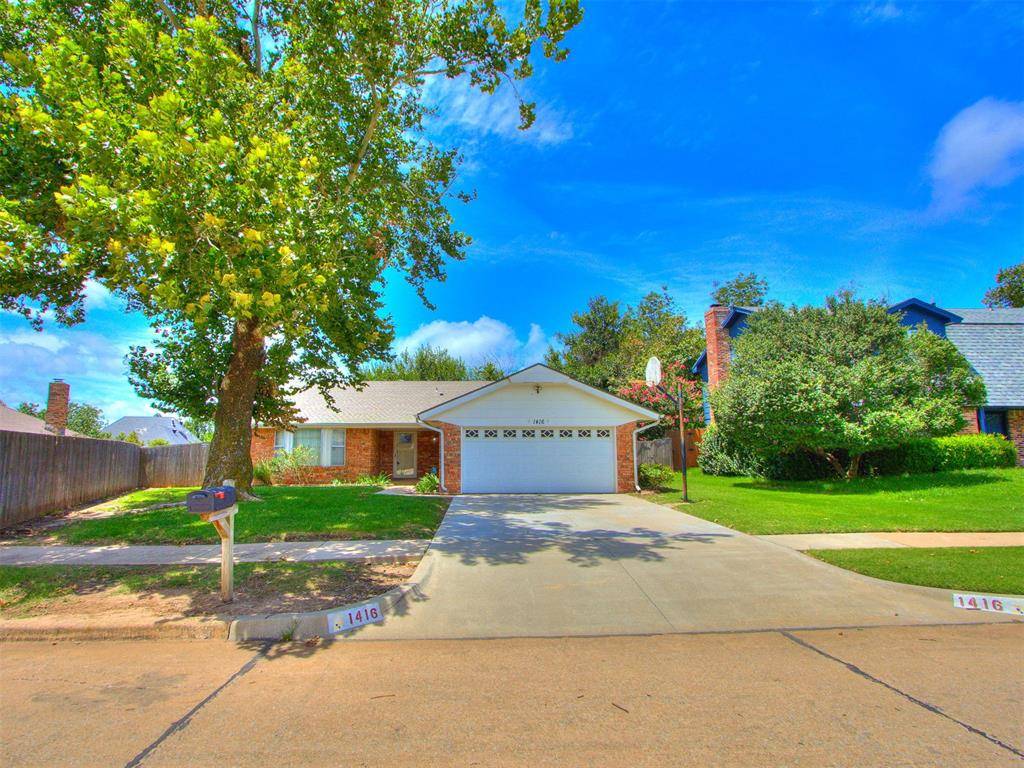 1416 Greenwood DR, Norman, OK 73072