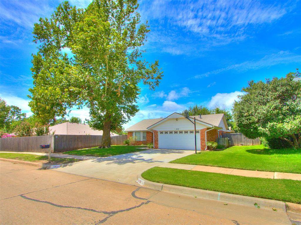 1416 Greenwood DR, Norman, OK 73072