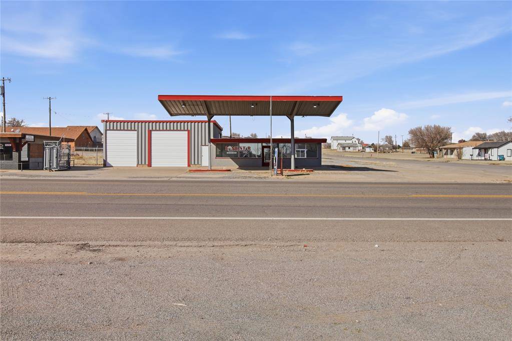 101 W 11th ST, Hobart, OK 73651