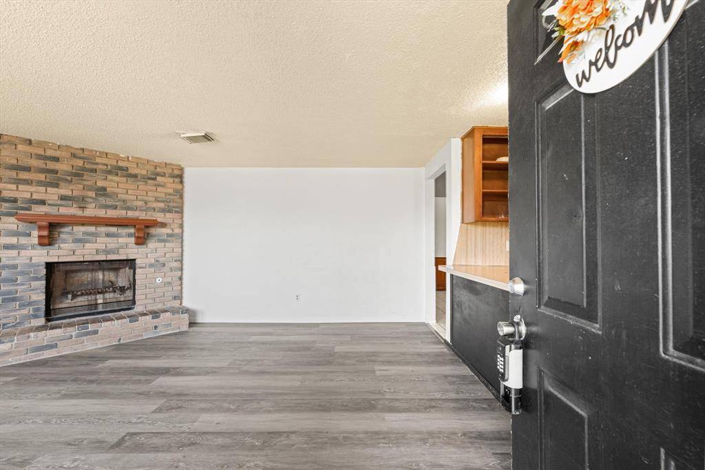7611 NW 113th PL, Oklahoma City, OK 73162