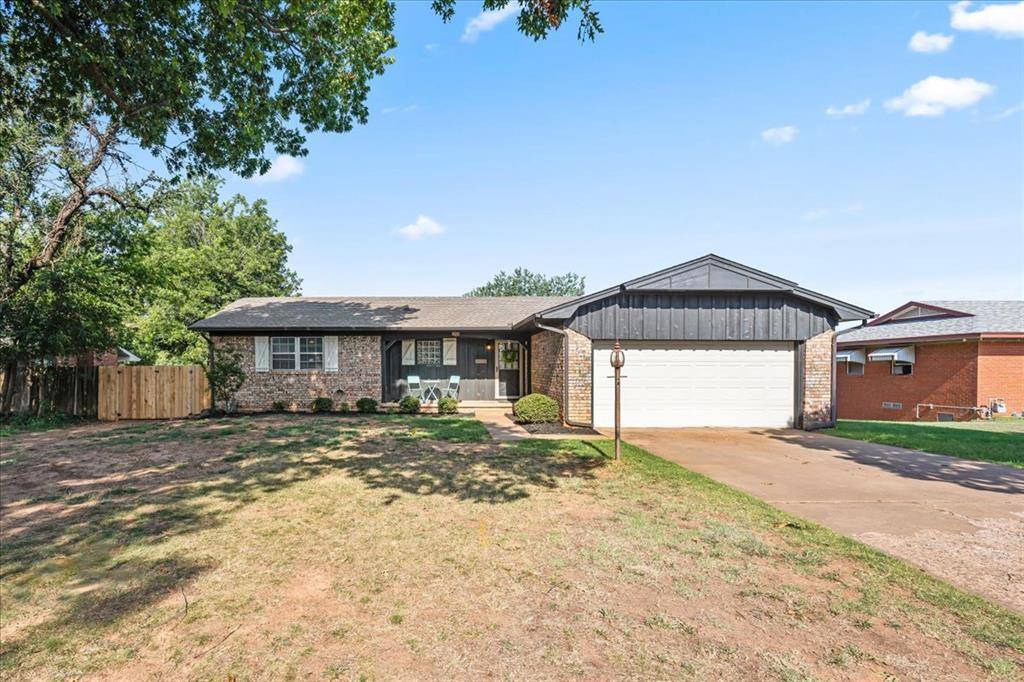 1904 S 21st ST, Chickasha, OK 73018