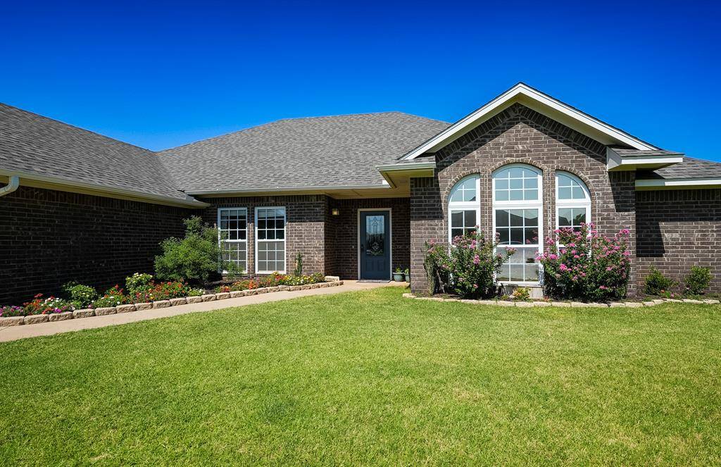 2819 Deer RUN, Altus, OK 73521