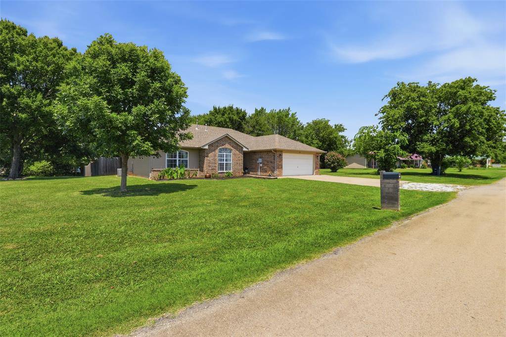 208 S 9th AVE, Stroud, OK 74079