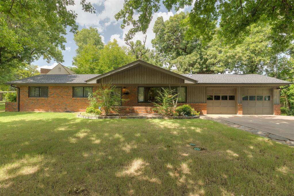 1101 Woodlawn PL, Oklahoma City, OK 73118