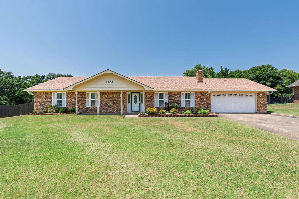 1109 W Washington CIR, Tecumseh, OK 74873