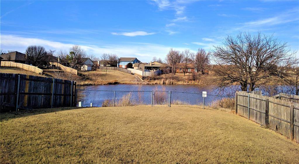 2821 East Lake DR, Norman, OK 73071