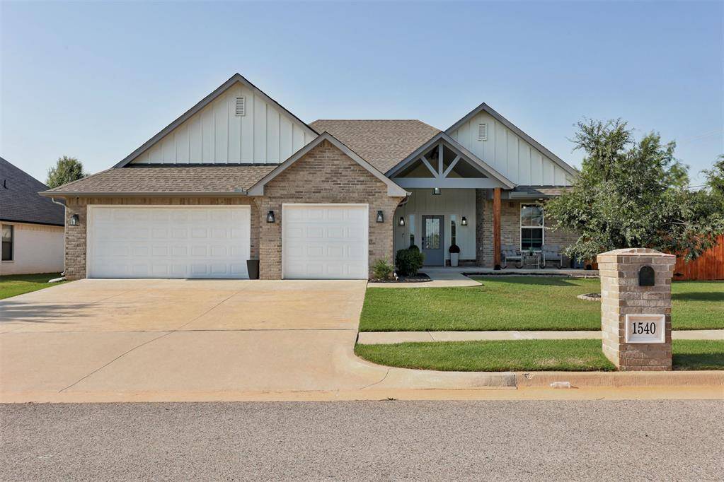 1540 NW 17th PL, Newcastle, OK 73065