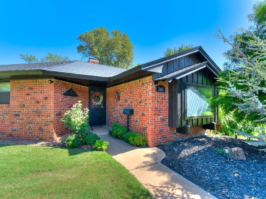 2601 Chateau DR, Norman, OK 73069