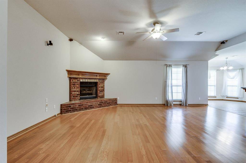 5012 Eric DR, Oklahoma City, OK 73135