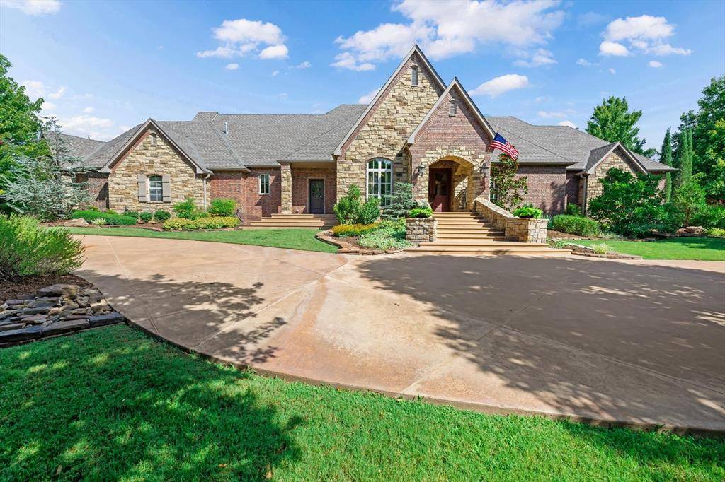 6508 Hackberry TRL, Edmond, OK 73034
