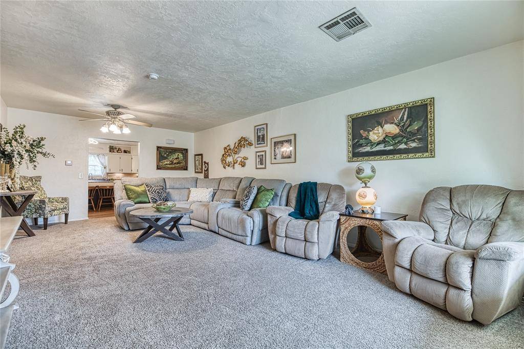 104 W UNION AVE, Corn, OK 73024