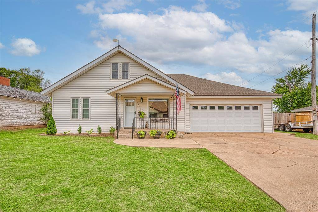 104 W UNION AVE, Corn, OK 73024