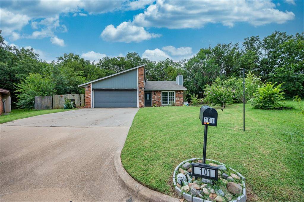 101 Stonewood DR, Noble, OK 73068