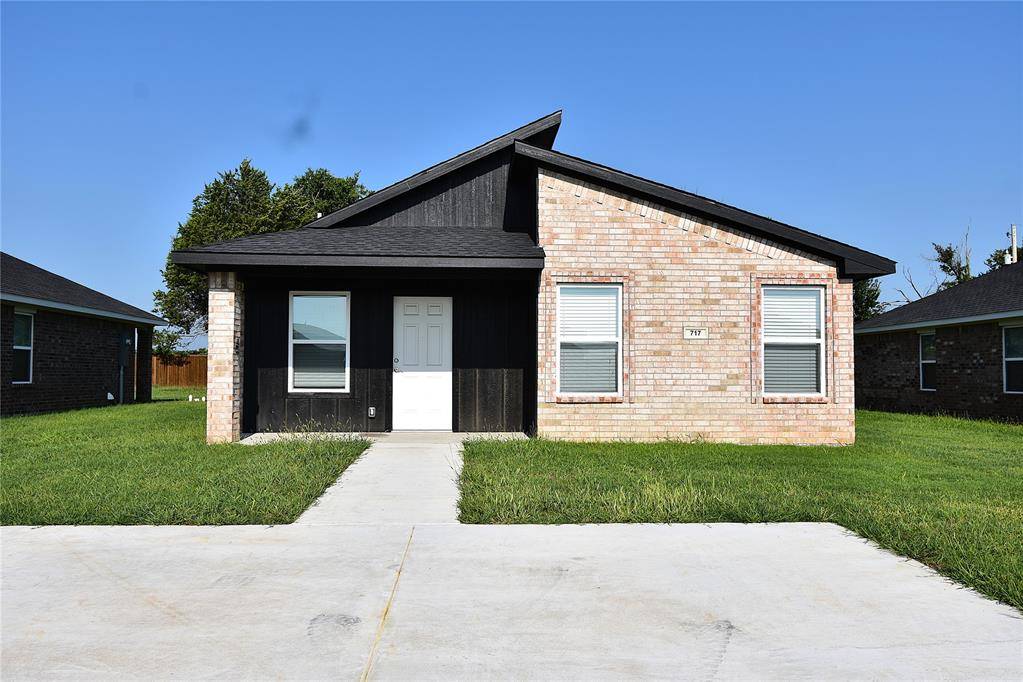 717 Elm ST, Seminole, OK 74868