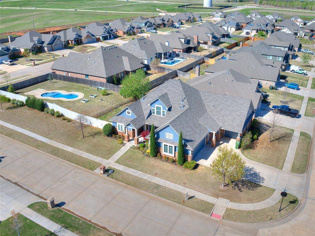 624 Frisco Ridge RD, Yukon, OK 73099