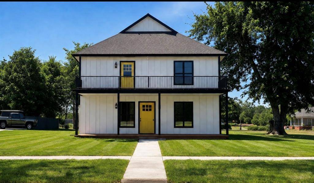 705 E Springer AVE, Guthrie, OK 73044