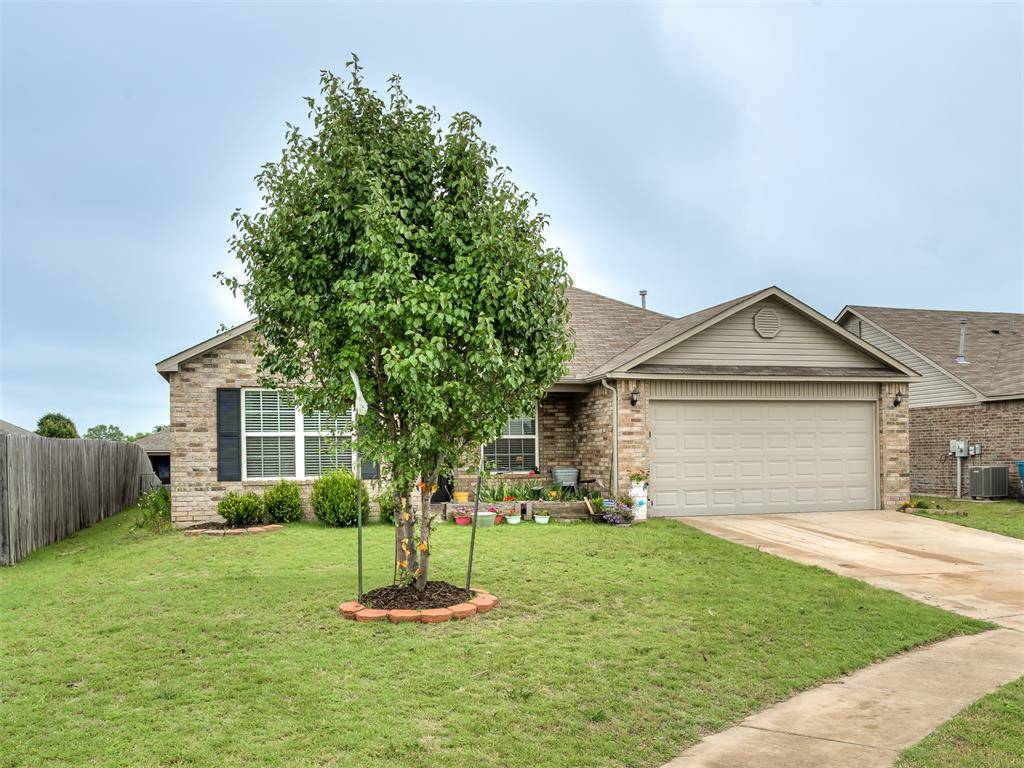 1700 Bartlett DR, Newcastle, OK 73065