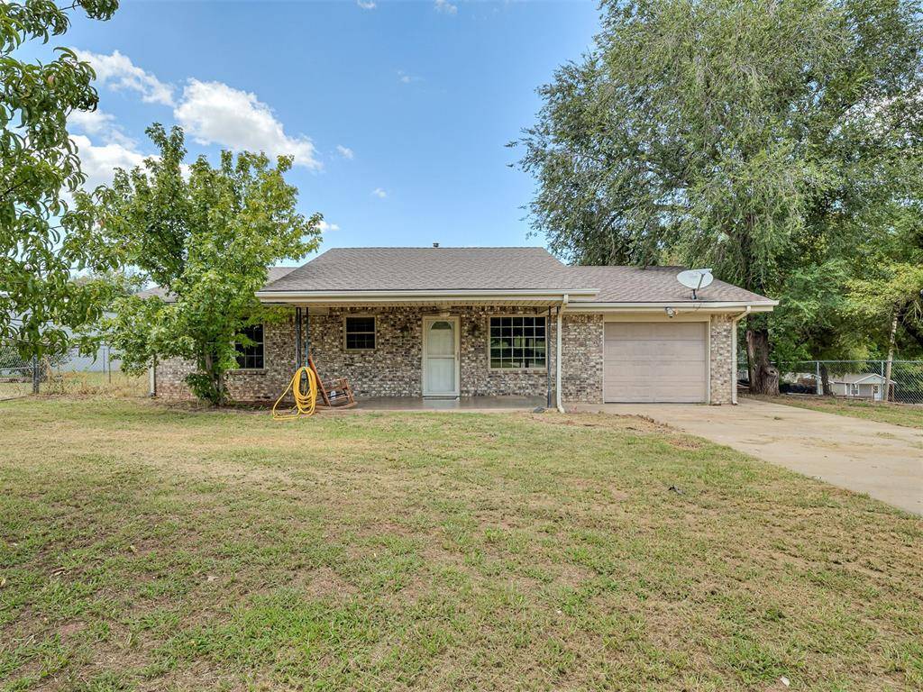 216 W Seward RD, Guthrie, OK 73044